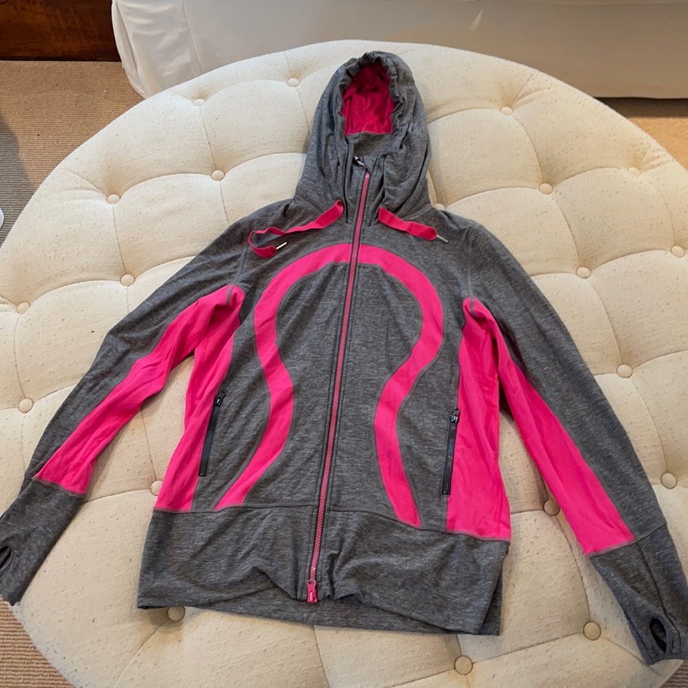 Lululemon women’s define jacket with hoodie